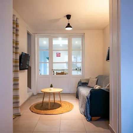 Cozy Townhouse Near Lille - 3 Guests